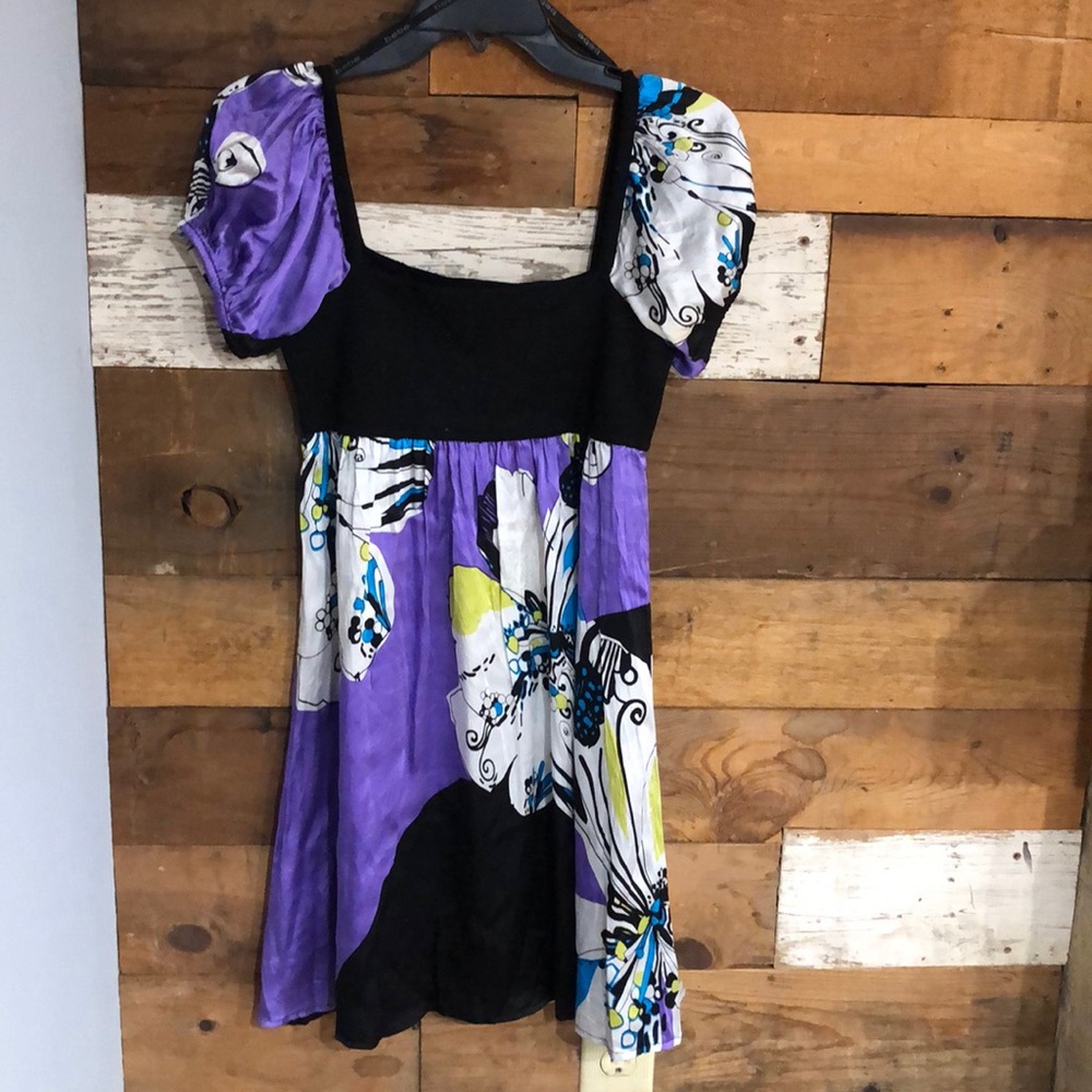 Bebe dress with hibiscus flowers